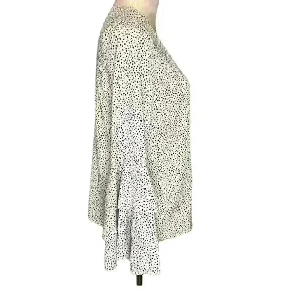 SHEIN Allover print layer long sleeve ivory and black blouse bell sleeves small - Picture 7 of 10